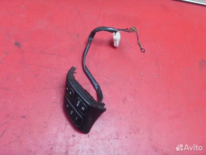 Кнопка многофункциональная BP4K664M0A Mazda 3 (BK)