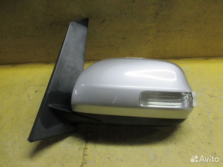 Зеркало Toyota Ractis NCP105 (Левое)