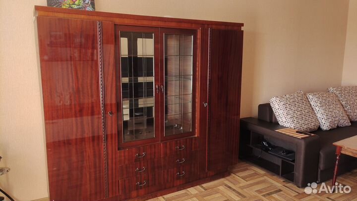 Буфеты и серванты