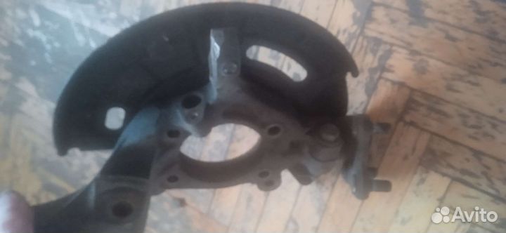 Кулак поворотный передний правый Киа оптима 4