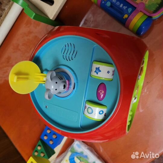 Развивающие игрушки