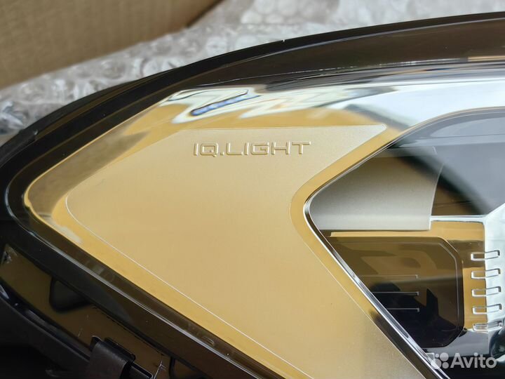 Правая фара IQ Light Polo 6 Liftback