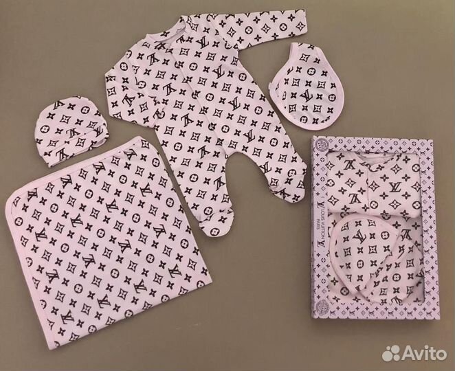 Комплект на выписку