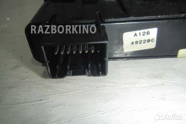 Кнопка обогрева сидений