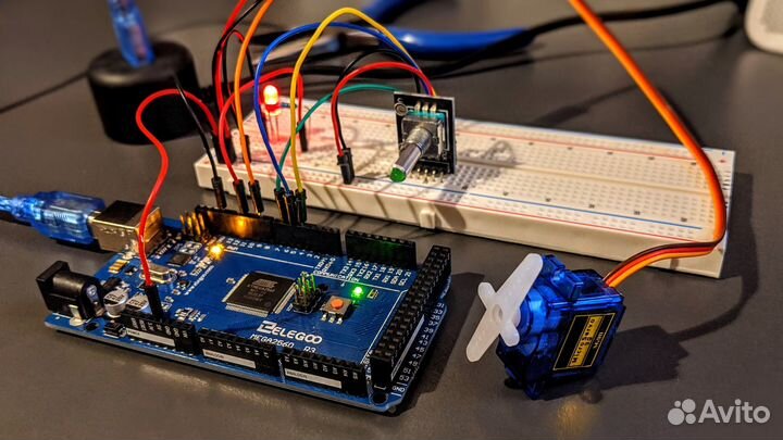Робототехника / Arduino