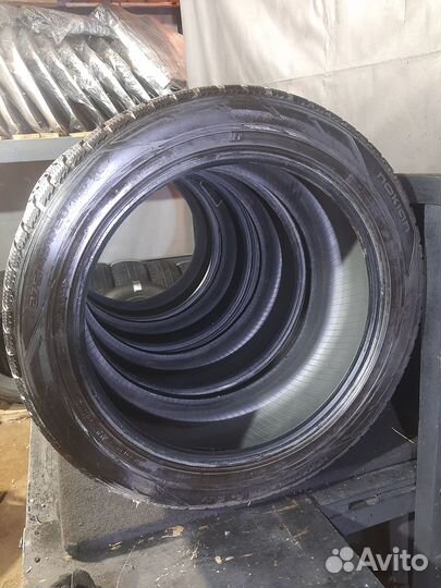 Nokian Tyres Hakkapeliitta R2 SUV 275/45 R20 110R