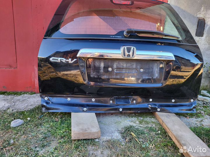Крышка багажника (Honda CR-V)