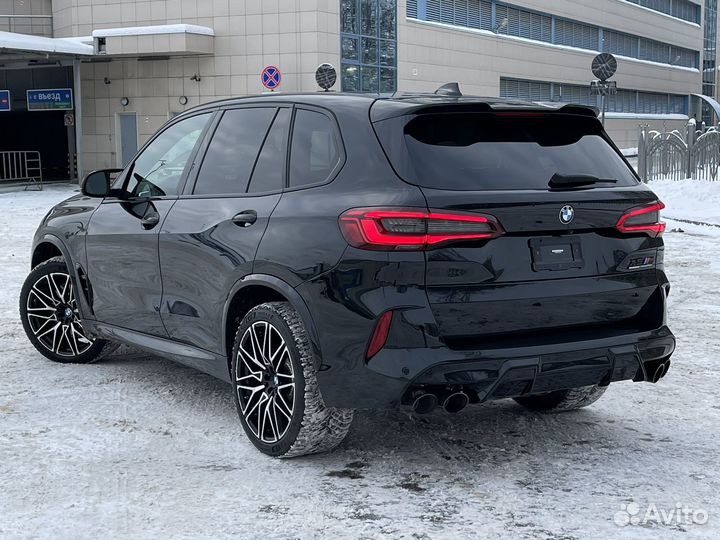BMW X5 M 4.4 AT, 2022, 2 500 км