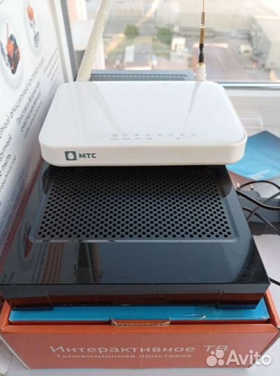 Модем и тв приставка