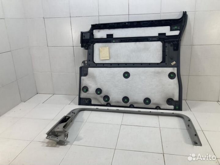 Обшивка двери задней левой Mercedes-Benz V-класс W639 (2003—2014)