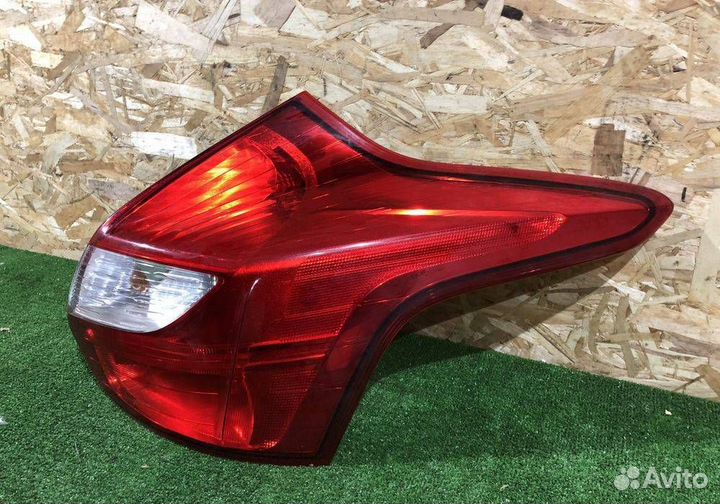 Фонарь задний правый Ford Focus 3 2011-2015 Хе