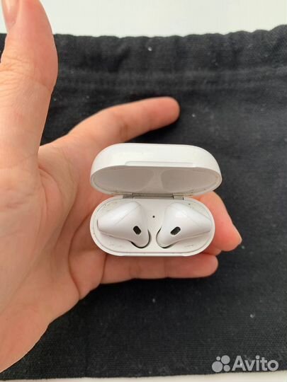 Airpods 1