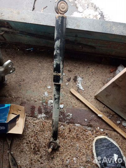 Рулевой демпфер на Land Cruiser