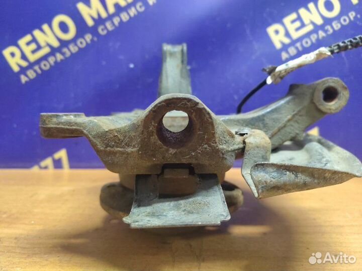 Кулак поворотный правый Renault Fluence L30R K4M