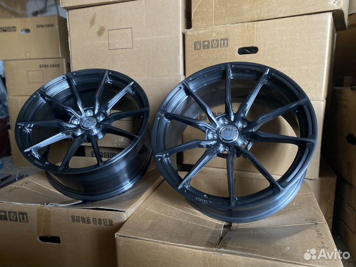 Кованые разноширокие 19” диски HRE