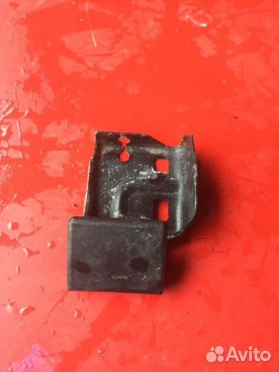 Ручка открывания капота Nissan Almera Classic