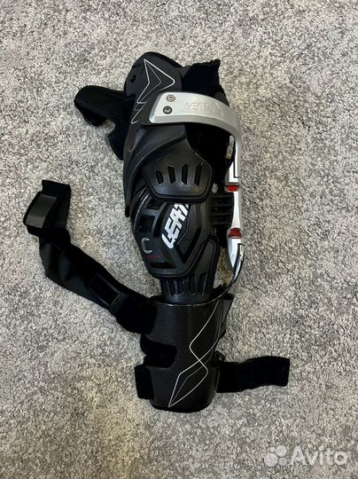 Защита коленей leatt