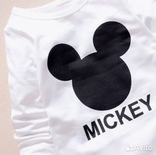 Костюм детский тройка новый