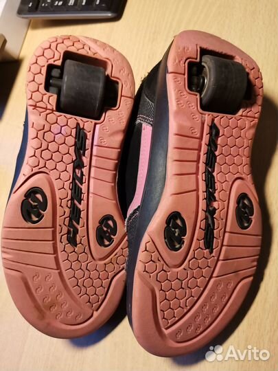Кроссовки ролики Hellys 35разм, 22см