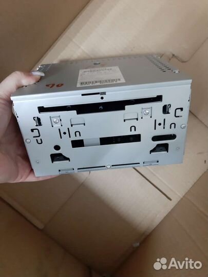 Магнитола штатная Citroen/Peugeot/Mitsubishi