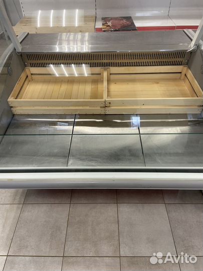 Продается оборудование для магазина