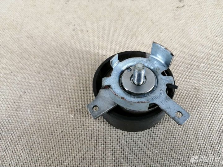 Ролик натяжной ремня грм Ford Focus 2 1.6 shda