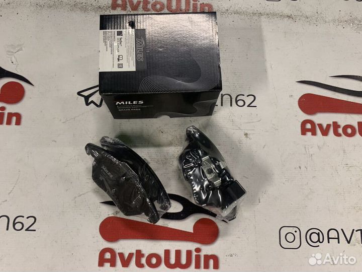 Колодки тормозные передние skoda octavia