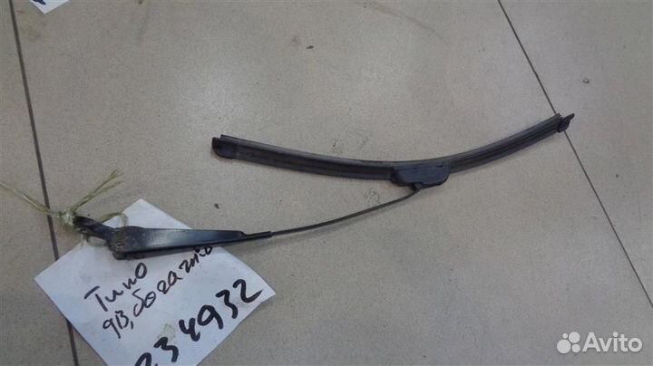 Поводок стеклоочистителя заднего Nissan Almera Ti