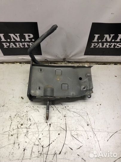 Болт подрамника переднего Mazda 6 Gg 2002-2007