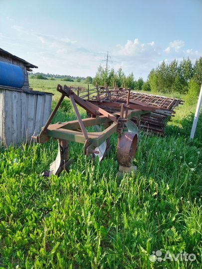 Плуг на мтз 82