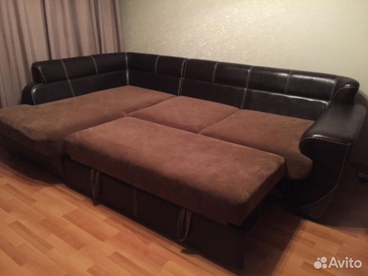 Диван угловой