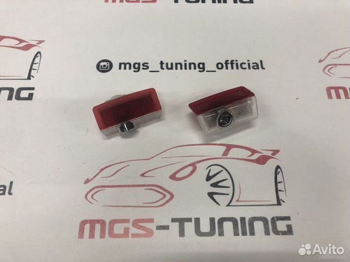 Проекция Mercedes в штатное место