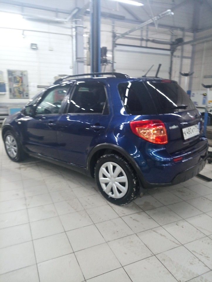 Suzuki SX4: фото владельца