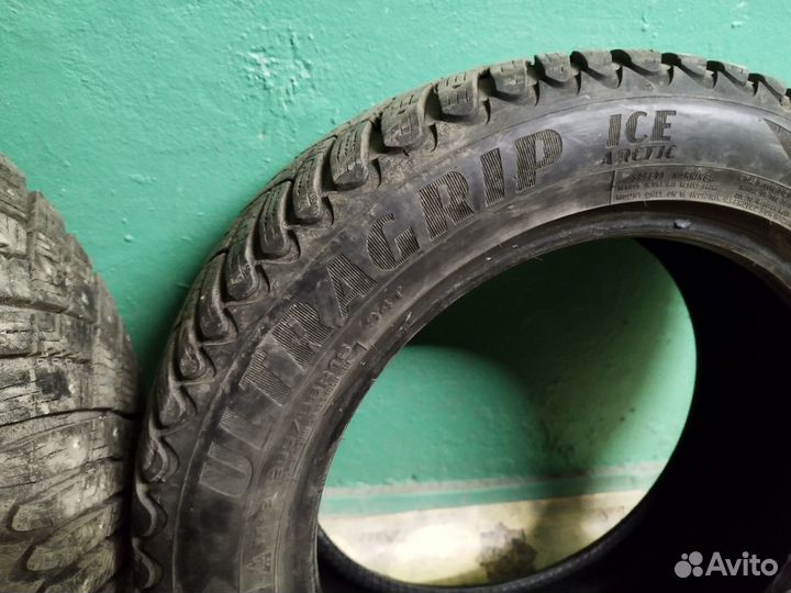 Goodyear Ultra Grip Ice Arctic 2 205/55 R16 94T