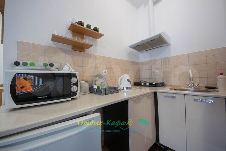 2-к. квартира, 42 м², 1/4 эт.