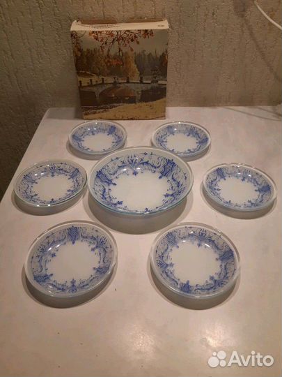 Набор блюдец для чаепития.Новый,с хранения