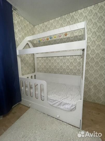 Детская кровать домик