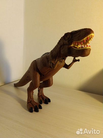 Динозавр Ти-Рекс