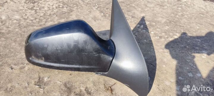 Боковое зеркало на опель астра 2009 г