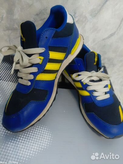 Спортивная обувь