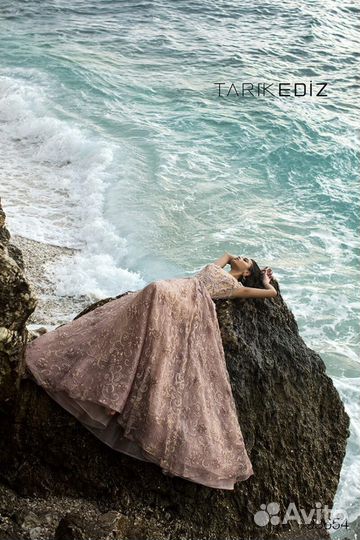 Пышное платье Tarik Ediz