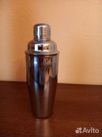 Шейкер для коктейлей и новая фляжка