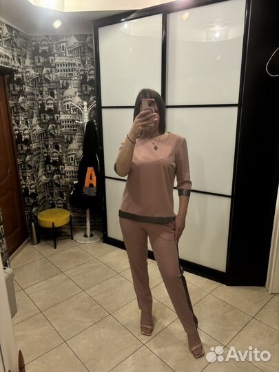 Костюм женский 54рр