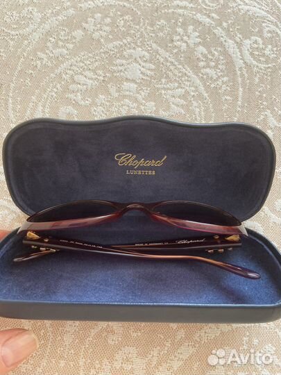 Солнцезащитные очки женские брендовые