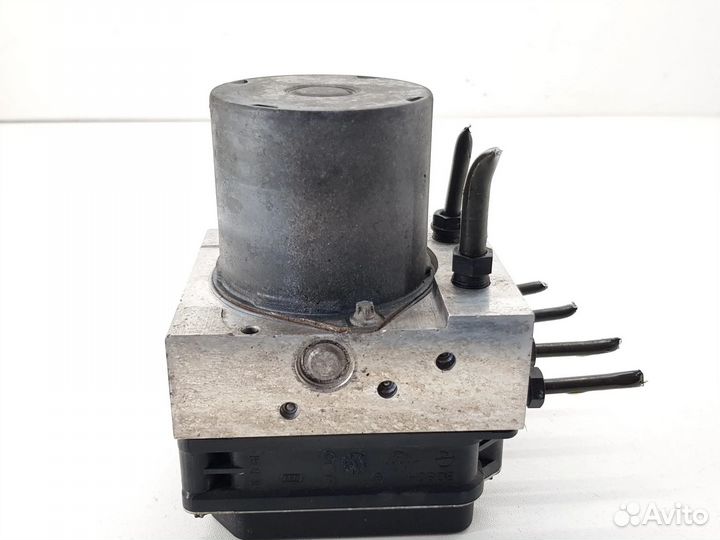 Блок абс, 676861801 BMW 5 E60 E61 2004-2010 года