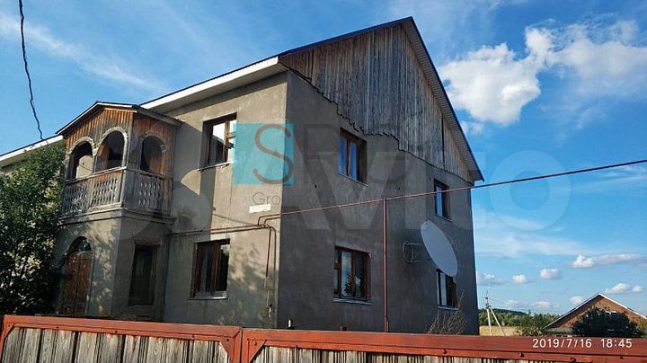 Дом 292 м² на участке 12 сот.