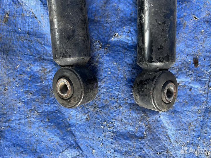 Амортизатор задний 2 шт mazda CX7 ER8