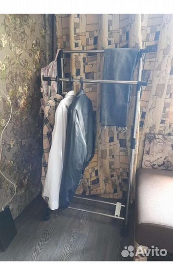 Вешалка напольная