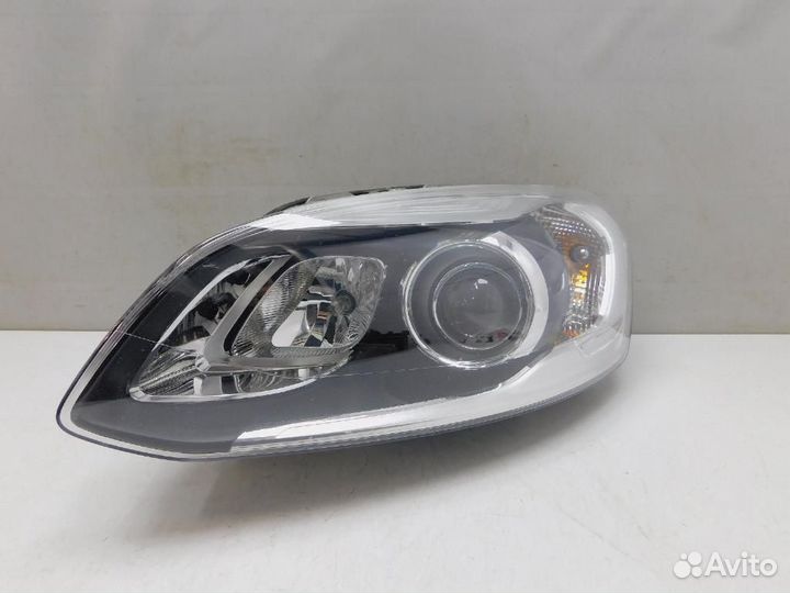 Фара левая Volvo XC60