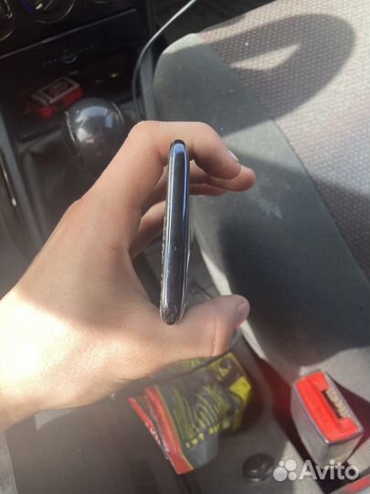 Samsung Galaxy A40, 4/64 ГБ
